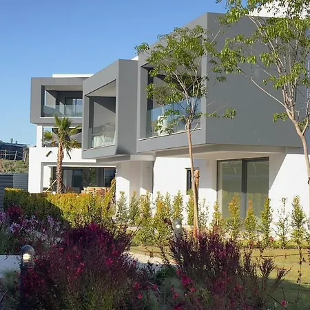 아파트 Beautiful 1-bedroom In 에스테포나