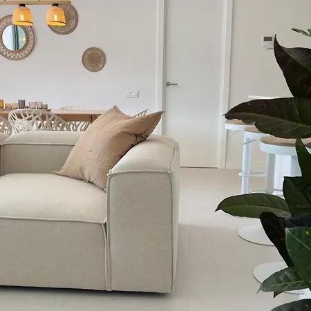 Beautiful 1-bedroom In 아파트 *